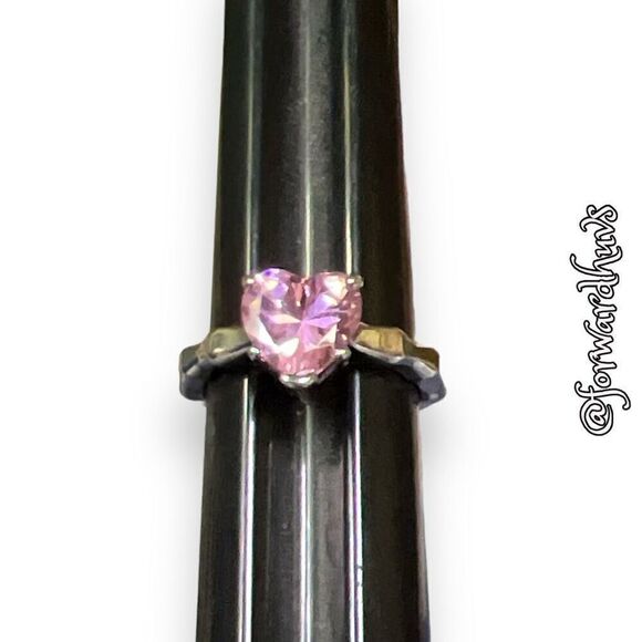 Bundle Sale 3 for $15 | Pink Glass Heart | Silver Tone Ring | Size 5 - Picture 1 of 8